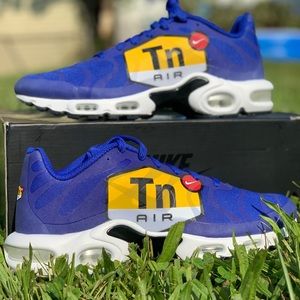 Brand new Nike Air Max /size 9 /100% authentic 🔥✅